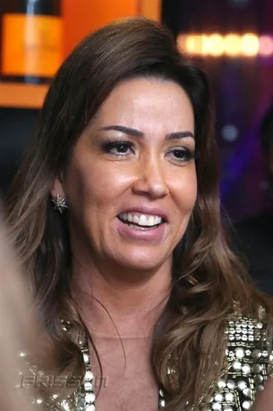 Ana Vládia Sales