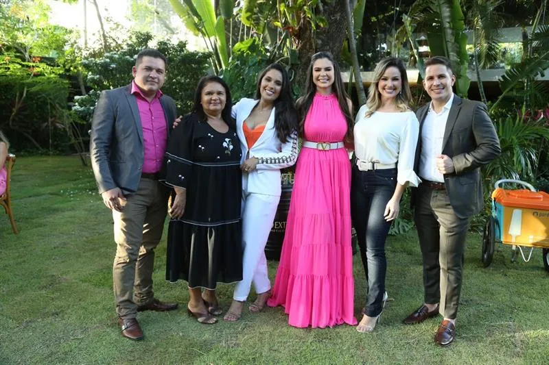 Carlos Sales, Joselma, Janaina Oliveira, Desirre Cavalcante, Lorrane Cabral e Thales Damasceno