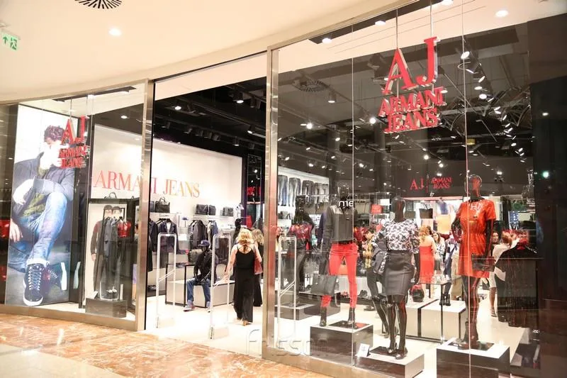 Coquetel Armani Jeans
