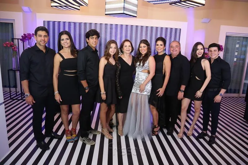 15 Anos de Maria Clara Carapeba