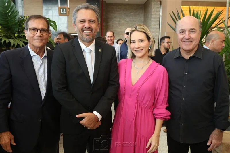 Beto Studart, Elmano de Freitas, Gaída Dias e Silvio Frota