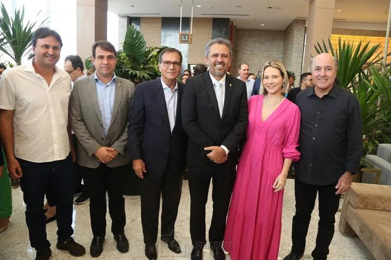 Bruno Gonçalves, Salmito Filho, Beto Studart, Elmano de Freitas, Gaída Dias e Silvio Frota