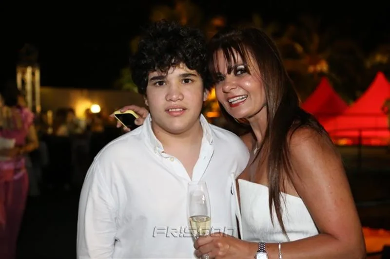 Artur Gil e Cláudia Bezerra