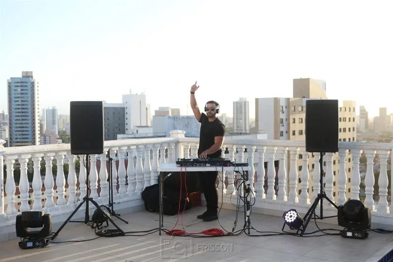 Dj Deolive