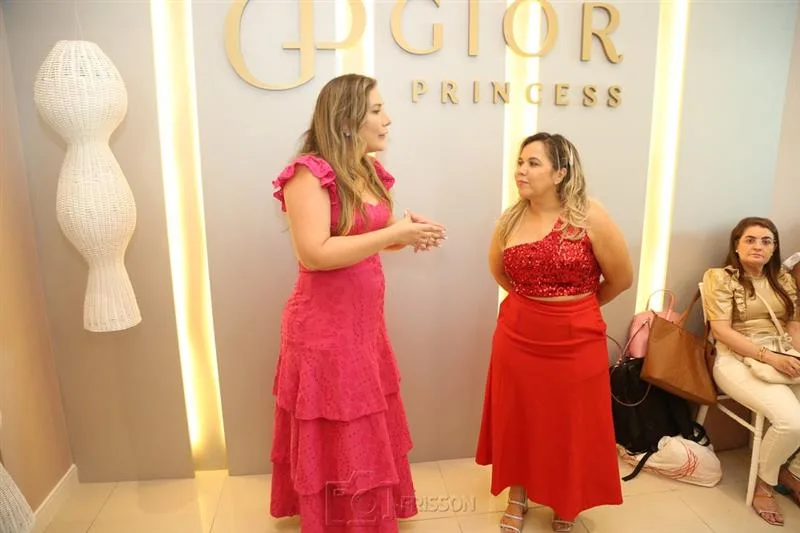 Bruna e Valéria Meireles