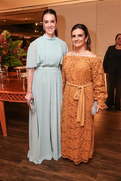 Beatriz Oliveira e Najela Correia
