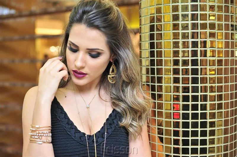 Scarllet Prado