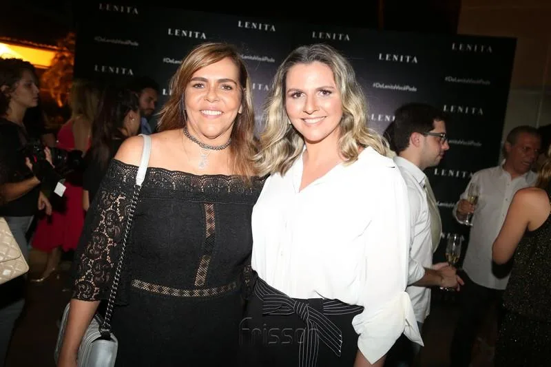 Ailza Ventura e Alexia Fontes