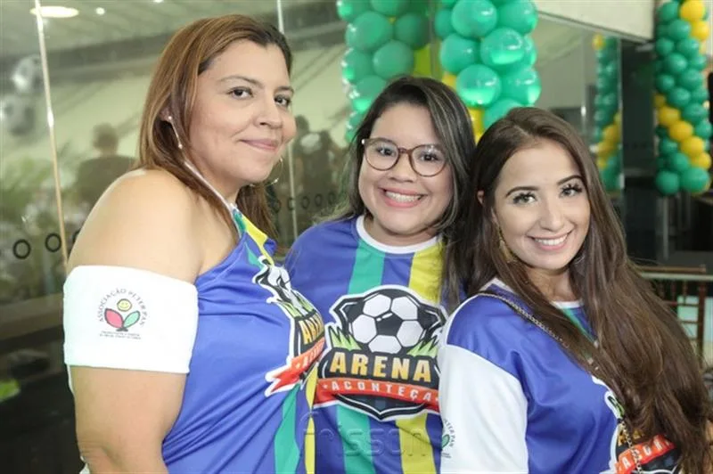 Adriana Rita, Yara Cavalcante e Paola Lima