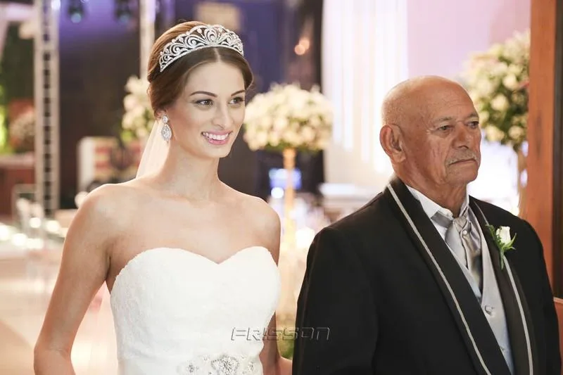 Casamento de Natasha Kryslova e Ari Ferreira