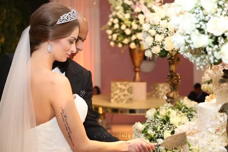 Casamento de Natasha Kryslova e Ari Ferreira