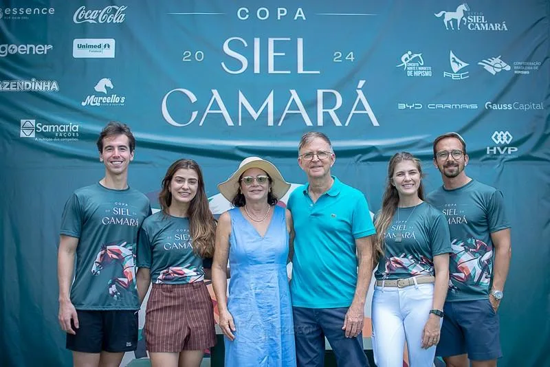 Bernardo Hartmann, Saral, Haim, Sophia, Victória Erel e Victor Ventorini