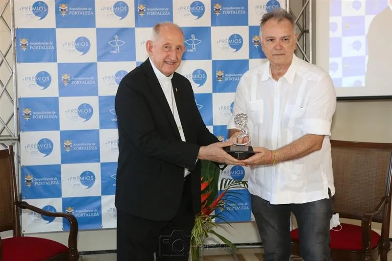 Dom José Aparecido Tosi Marques e Wolney Oliveira