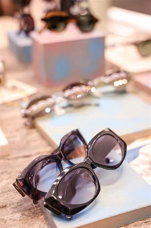 Coleção Brezza da Collection Eyewear