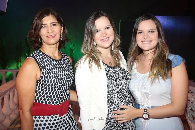 Beth Pereira, Karol Martins e Karine Pereira