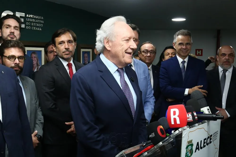 Coletiva de Imprensa