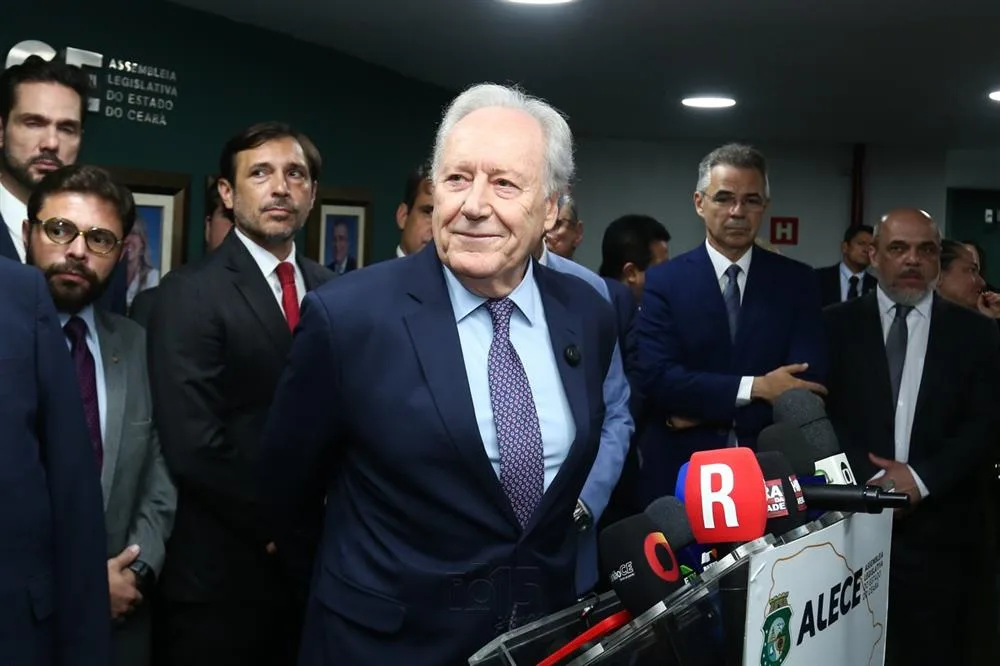 Coletiva de Imprensa