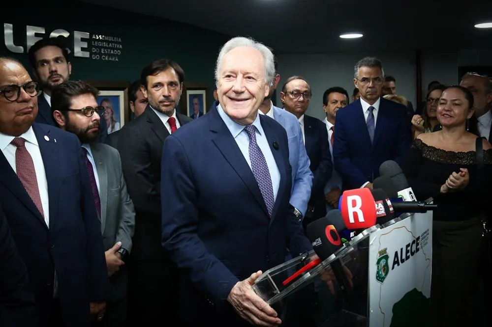 Coletiva de Imprensa