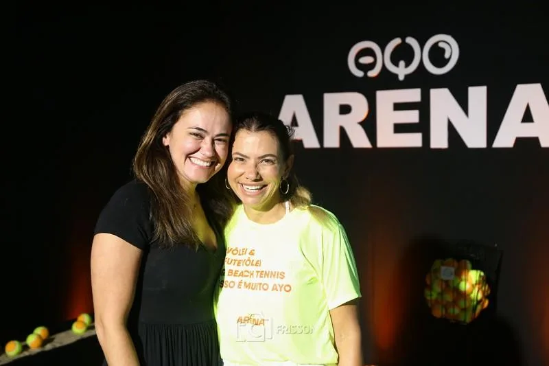 Bia Bezerra e Vanessa Queirós