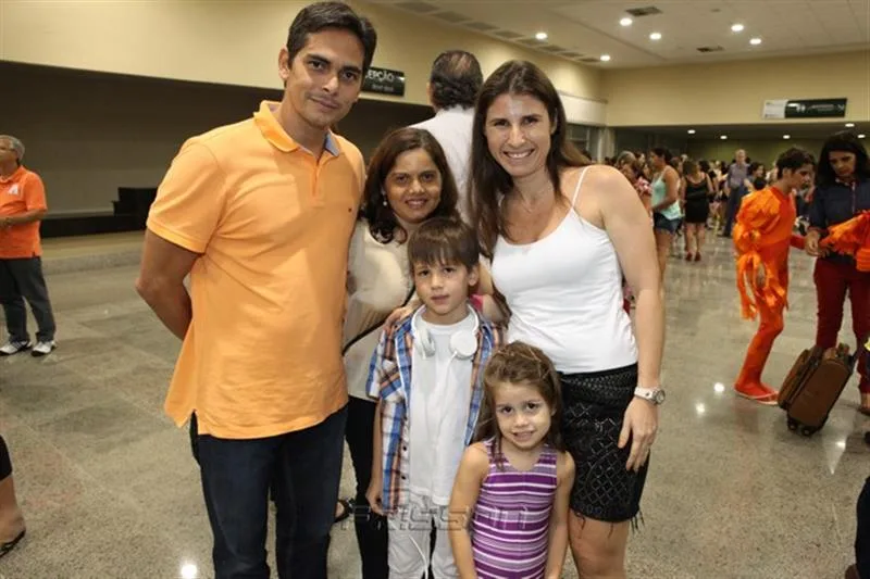 Daniel, Ana Cristina, Caio, Luana e Priscila Goes