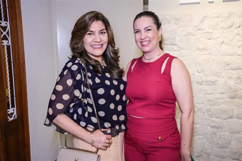 Daniele Valente e Mairly Soares