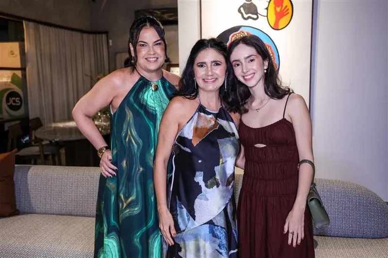 Denise Cabral, Luciana e Letícia Cidrão