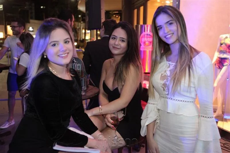 Giovanna Cordeiro, Poly Coppe e Lara Porto