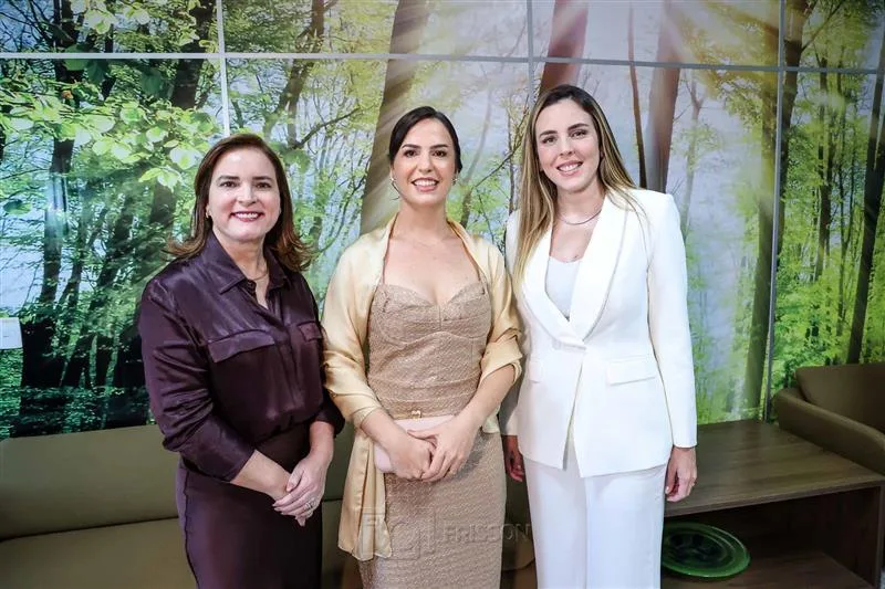 Cristiane Leitão, Lia de Freitas e Jade Romero