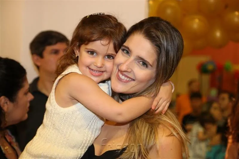 Athyna e Rebeca Bastos
