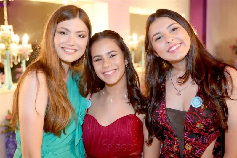 Beatriz Brito, Luana de Castro e Thays Issa