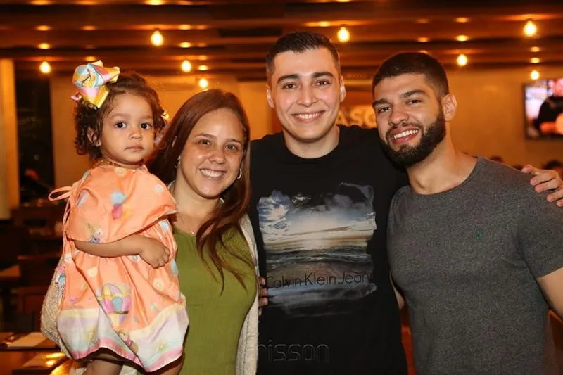 Laura, Ariadne Cruz, Leonan Vasconcelos e Pedro Cruz
