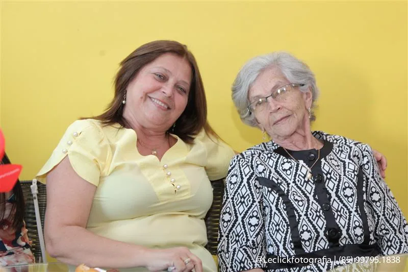 Cecília Guimarães e Terezinha Barboza