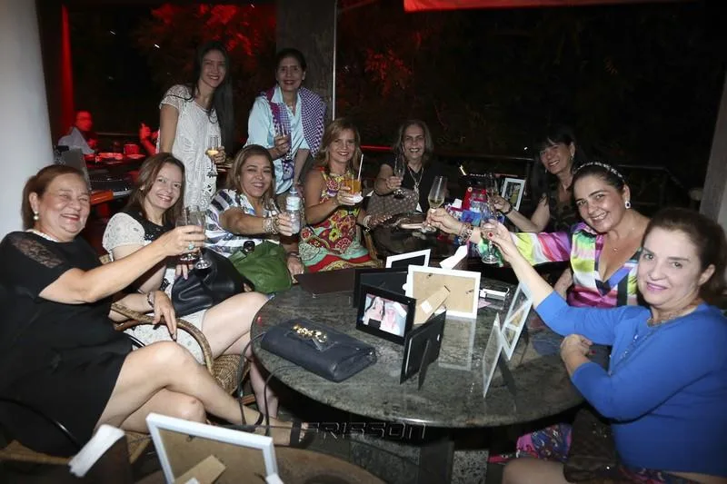 Brinde com as amigas