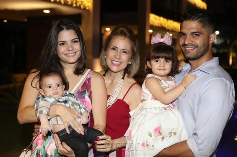 Arthur, Priscilla, Tereza, Luiza Ximenes e Bruno Becco