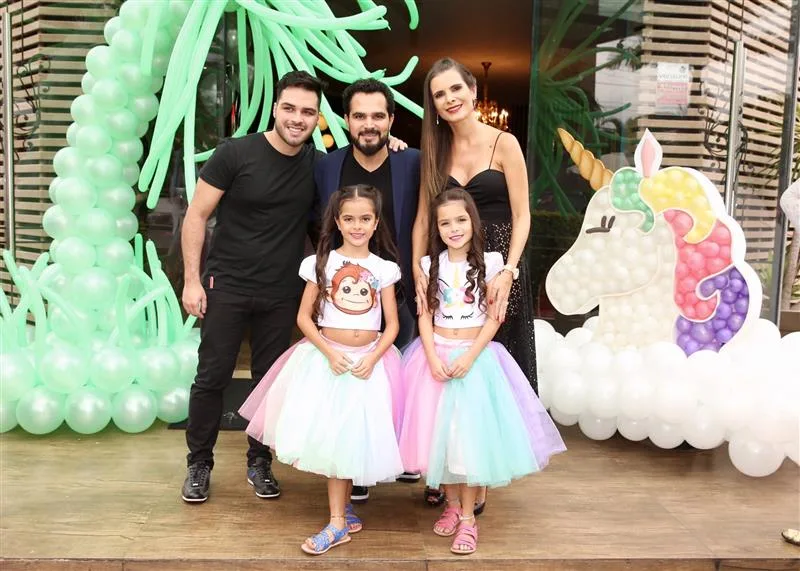 Nathan Fellipe, Luciano, Flávia, Helena e Isabella