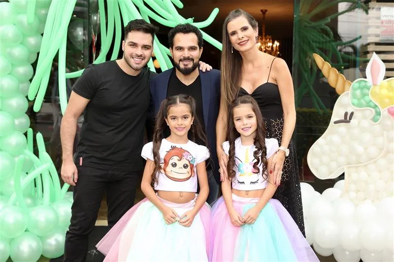 Nathan Fellipe, Luciano, Flávia, Helena e Isabella