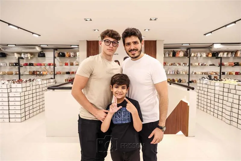 Dimitri Araújo, Emanuel e Samuel Osterno