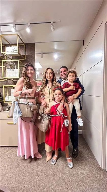 Familia