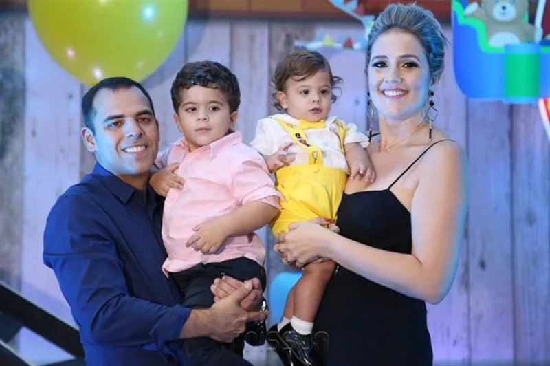 Adelmar, Lucas, Davi e Luiza Neiva