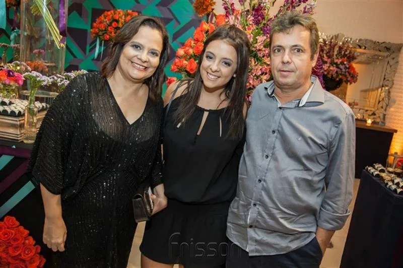 Amelia , Clarissa e Jorge Brandão