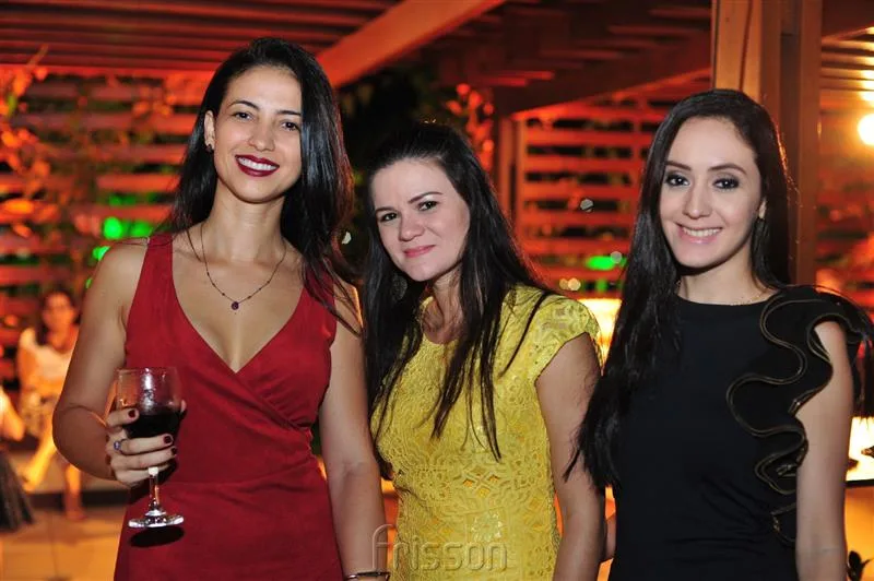 Aline e Karine Cunha e Samia Nunes