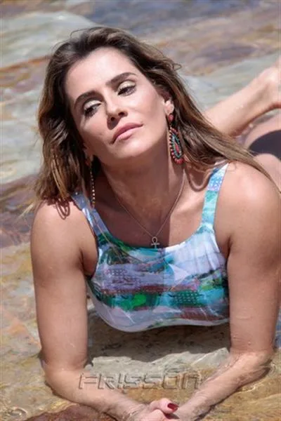 Deborah Secco