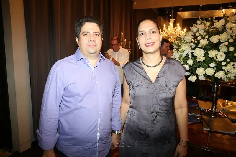 Alexandre e Letícia Leitão