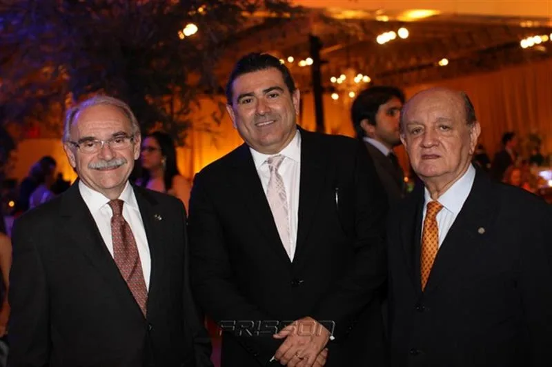 Ednilton Soárez, Alexandre Pereira, Renato Bonfim