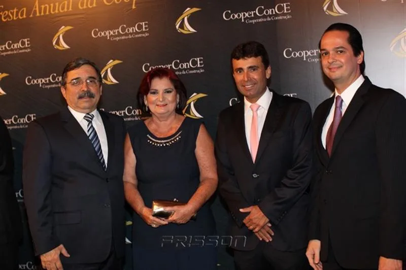 Roberto Sérgio Ferreira e Graça, Marcos Novaes