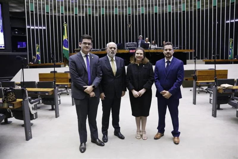 TV Cidade Fortaleza é homenageada na Câmara dos Deputados