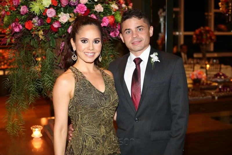 Carla Espirito Santo e César Bertosi
