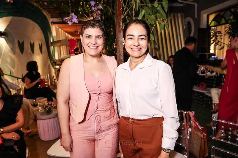Annya Lindemberg e Aila Medeiros