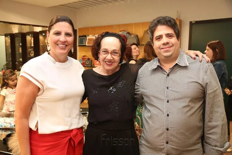 Mariane Junqueira, Tânia e Alexandre Leitão