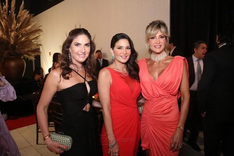 Sídia Holanda, Aline Pinho e Bianca Bonorandi